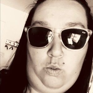 Meet your Posher, Courtney